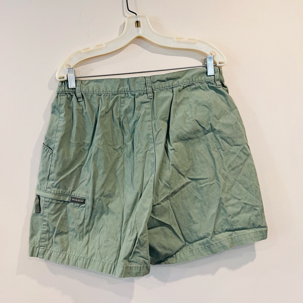🔥Woolrich Women's Green Shorts🔥 - Picture 2 of 5